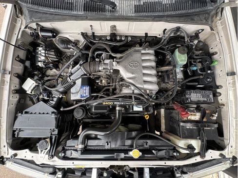 Used 2000 Toyota 4Runner SR5 image 23