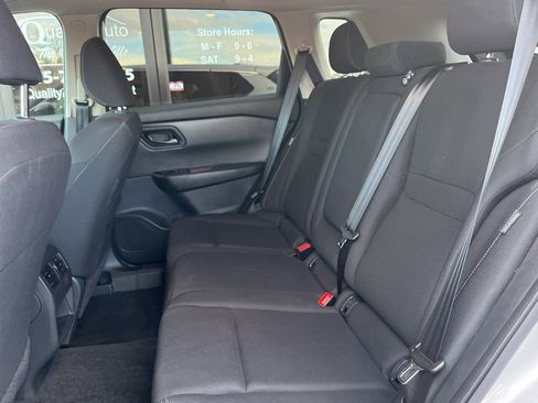 Used 2024 Nissan Rogue S image 14