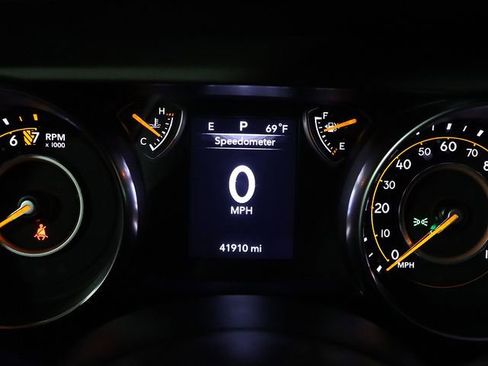 Used 2022 Jeep Wrangler Unlimited Sport AWD/4WD image 17
