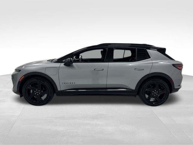 Certified 2026 Chevrolet Equinox EV RS FWD image 3