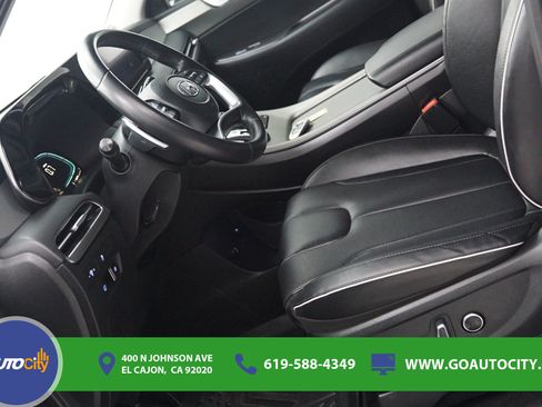 Used 2023 Hyundai Palisade SEL FWD image 9