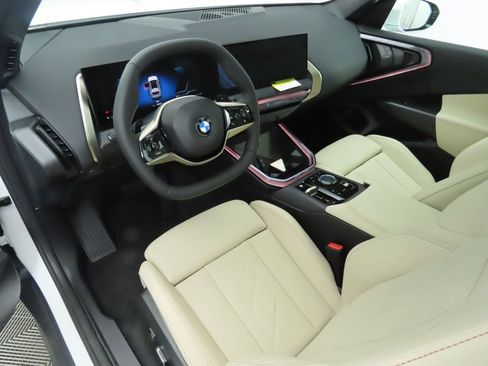 Certified 2025 BMW X3 xDrive30i w/ Convenience Package image 9