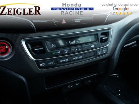 Used 2025 Honda Ridgeline Sport image 26
