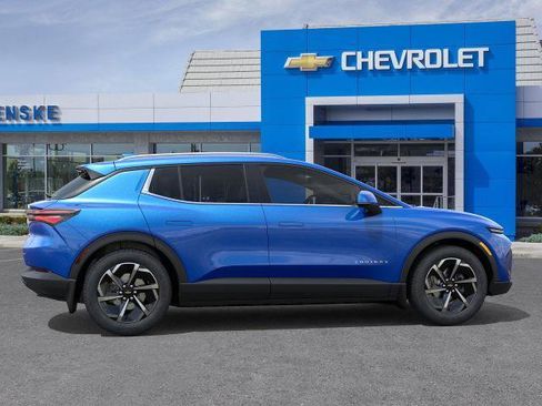 New 2026 Chevrolet Equinox EV LT image 5