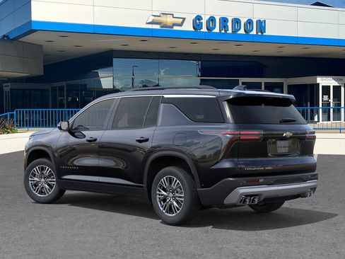 New 2026 Chevrolet Traverse LT w/ Driver Confidence Package AWD/4WD image 3