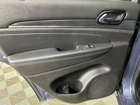 Used 2021 Jeep Grand Cherokee Overland image 16