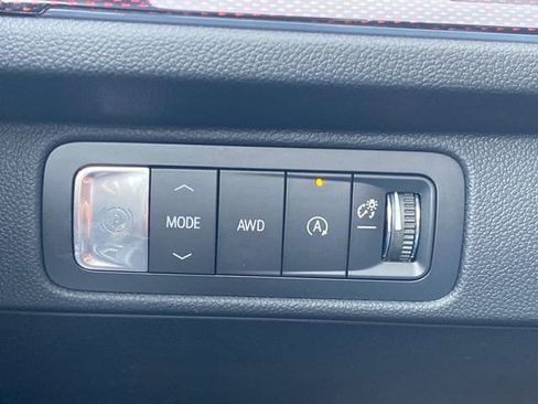 New 2026 Chevrolet Traverse RS w/ LPO, Floor Liner Package image 33