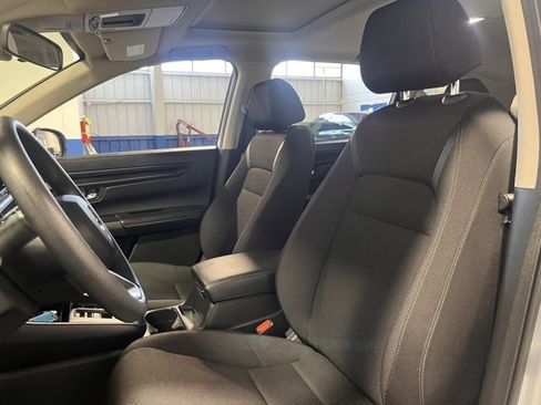 Used 2025 Honda CR-V EX image 22