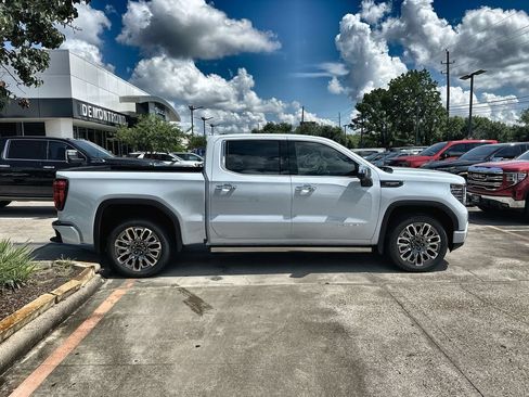 New 2026 GMC Sierra 1500 Denali Ultimate AWD/4WD image 10