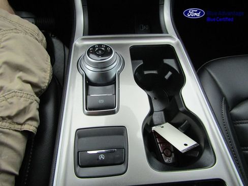 Certified 2024 Ford Edge SEL w/ Convenience Package AWD/4WD image 38