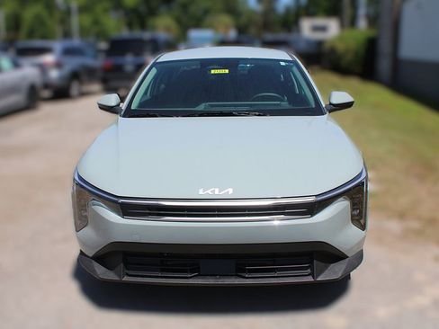 New 2026 Kia K4 LXS image 16