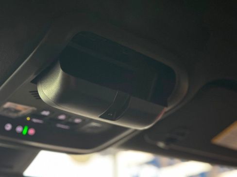 Used 2022 Buick Enclave Essence w/ Experience Buick Package image 67