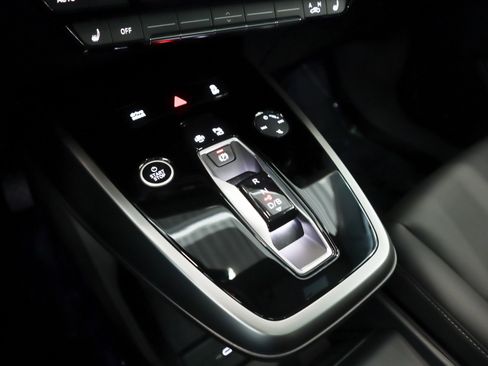 Certified 2024 Audi Q4 e-tron Premium Plus image 17