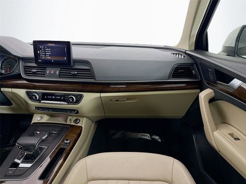 Used 2020 Audi Q5 2.0T Premium image 22