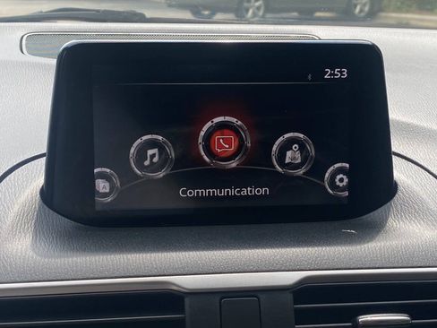 Used 2018 MAZDA MAZDA3 Touring FWD image 26
