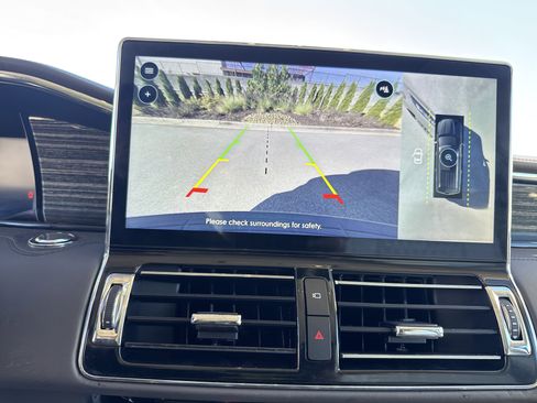 Used 2022 Lincoln Navigator Black Label image 25