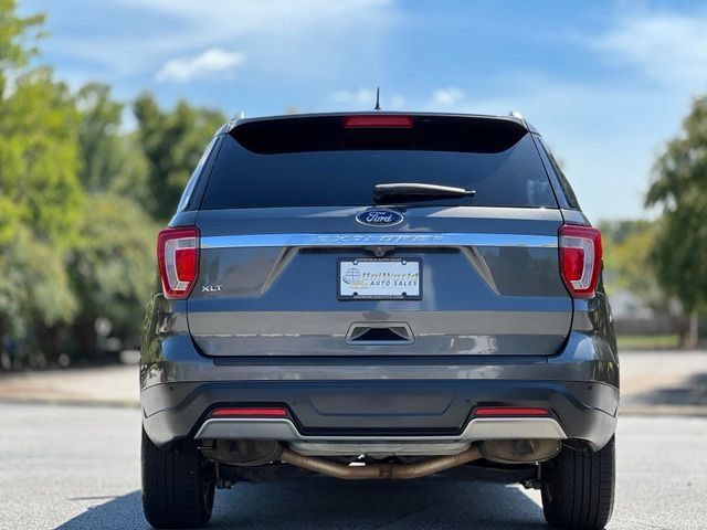 Used 2019 Ford Explorer XLT w/ Equipment Group 202A FWD image 6