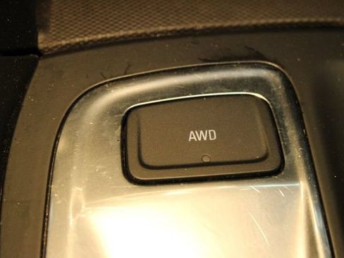 Used 2020 Chevrolet Equinox LT AWD/4WD image 29