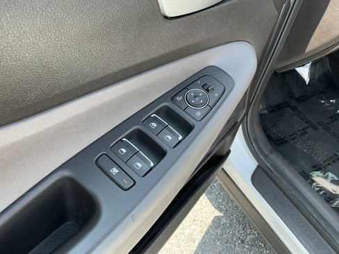 Used 2020 Hyundai Santa Fe SE AWD/4WD image 7