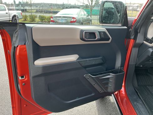 Used 2022 Ford Bronco Big Bend image 16