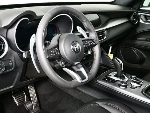New 2025 Alfa Romeo Stelvio Sprint w/ Convenience Package image 5