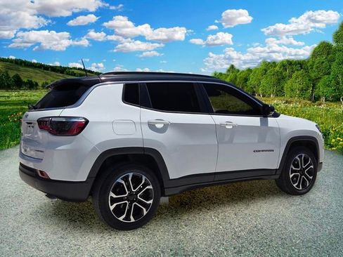 Certified 2022 Jeep Compass Limited AWD/4WD image 6