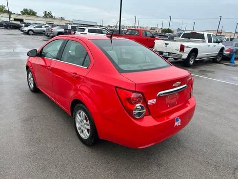 Used 2014 Chevrolet Sonic LT FWD image 10