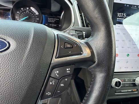 Used 2021 Ford Edge Titanium w/ Class II Trailer Tow Package image 32