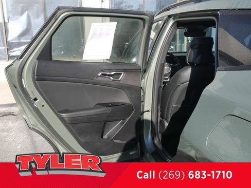 Used 2024 Kia Sportage X-Line w/ X-Line Premium Package AWD/4WD image 19