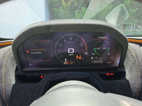 Used 2020 McLaren 720S Performance RWD image 16