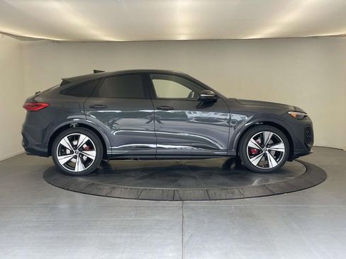 New 2026 Audi SQ5 Premium Plus AWD/4WD image 8