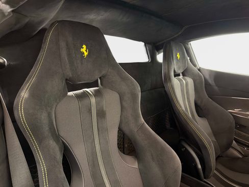 Used 2020 Ferrari 488 Pista Coupe RWD image 28