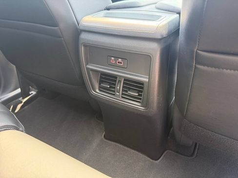 Used 2024 Nissan Murano SV AWD/4WD image 22