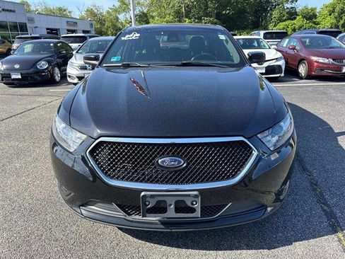 Used 2018 Ford Taurus SHO w/ Driver Assist Package image 7
