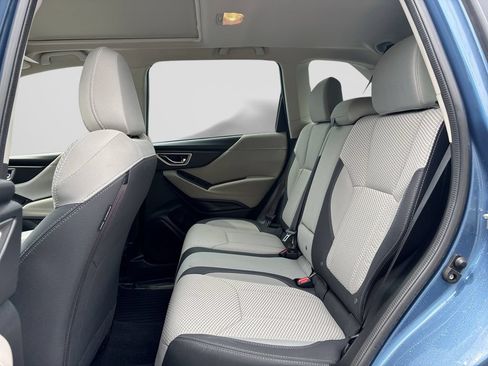 Used 2021 Subaru Forester Premium AWD/4WD image 29