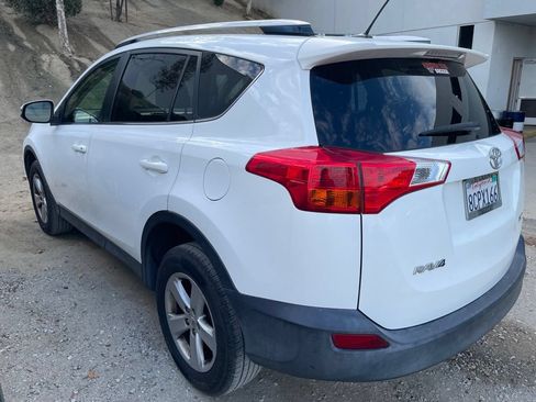 Used 2014 Toyota RAV4 XLE FWD image 7
