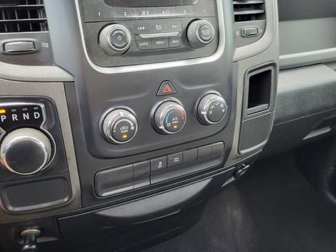 Used 2015 RAM 1500 Express RWD image 8