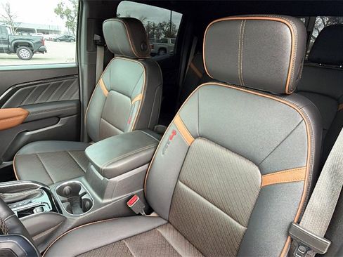 Used 2023 GMC Canyon AT4 w/ AT4 Premium Package image 21