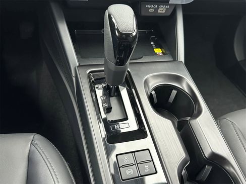 New 2026 Subaru Outback Premium image 22