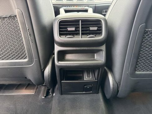 Used 2022 Mercedes-Benz GLE 350 4MATIC image 19