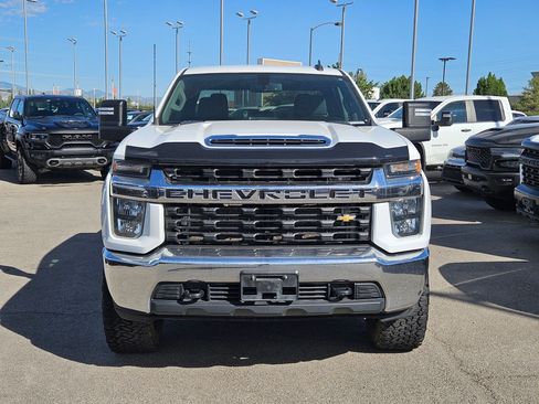 Used 2021 Chevrolet Silverado 2500 LT w/ Fleet Comfort Package AWD/4WD image 9