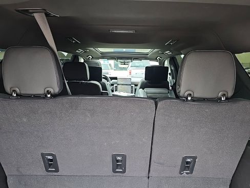 Used 2025 GMC Yukon XL Denali w/ Denali Reserve Package image 8