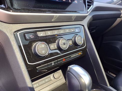 Used 2023 Volkswagen Atlas Cross Sport SEL R-Line image 11