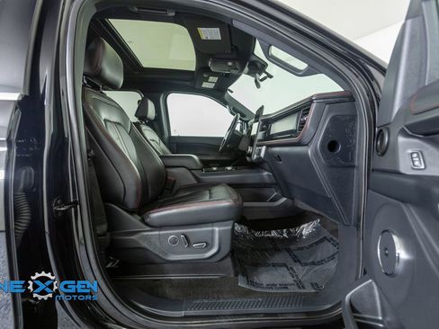 Used 2022 Ford Expedition Max Limited AWD/4WD image 40