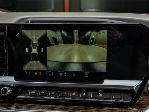 Used 2024 GMC Sierra 1500 SLE w/ Preferred Package image 26