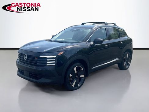 Used 2026 Nissan Kicks SR FWD image 3