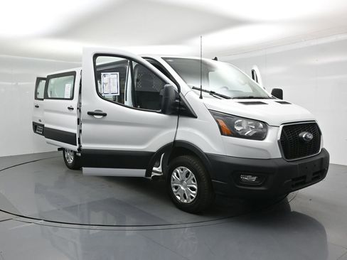 Certified 2023 Ford Transit 250 Low Roof image 27
