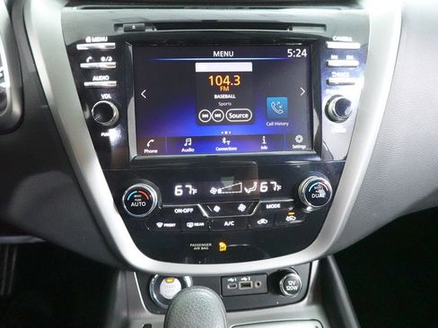 Used 2019 Nissan Murano S AWD/4WD image 12