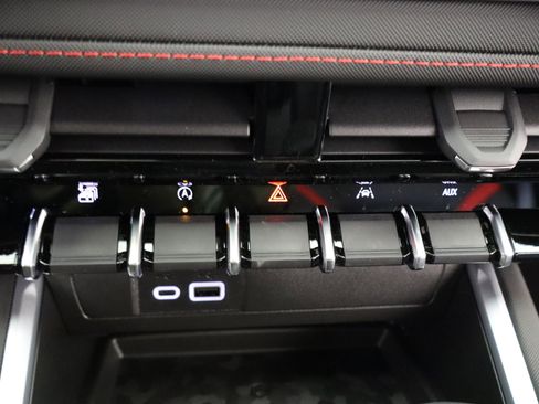 New 2026 Chevrolet Colorado Z71 w/ Technology Package AWD/4WD image 27