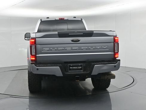 Used 2022 Ford F250 Lariat w/ Black Appearance Package AWD/4WD image 34